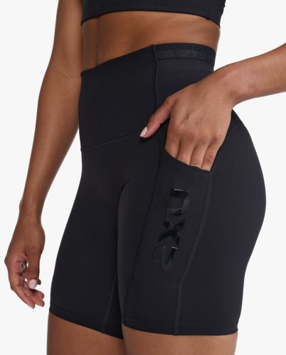 Form Stash Hi-Rise 6" Compression Short with Pockets